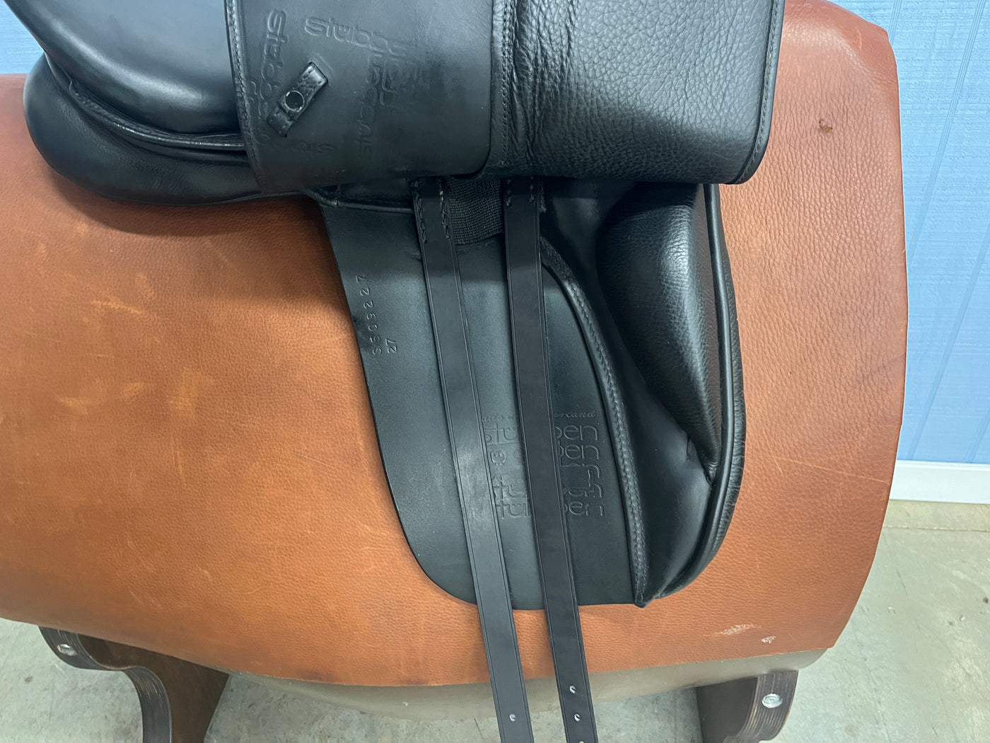 D Aramis *18"/27cm**Long Flap*
