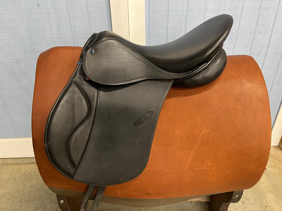VSD Genesis *18.5"/29cm**Short Flap*
